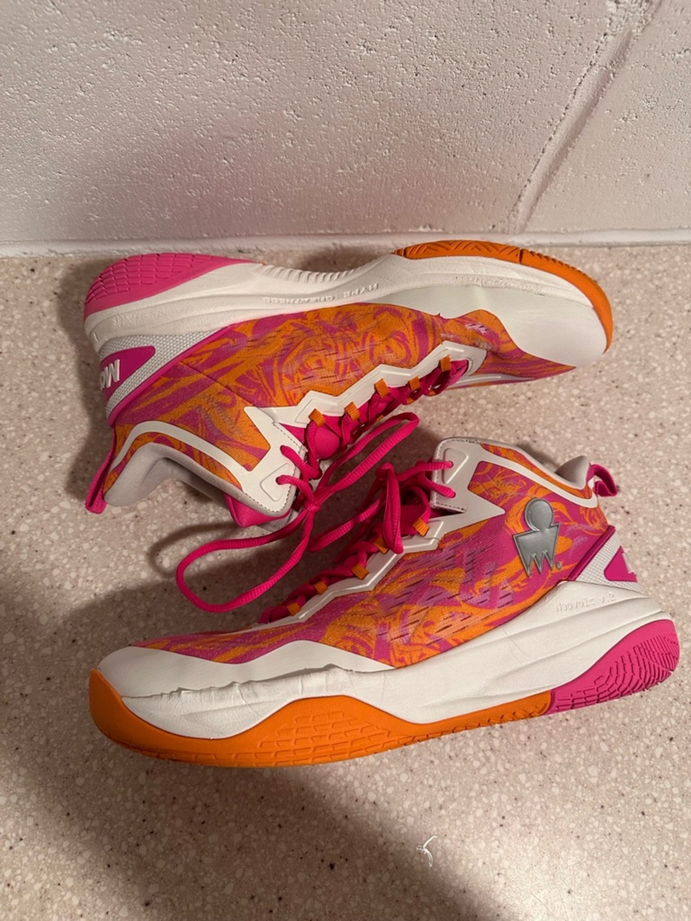 Moolah Neovolt Pro V2 Pink Orange White Basketball Shoes Women's Size 11 GUC - Picture 11 of 16